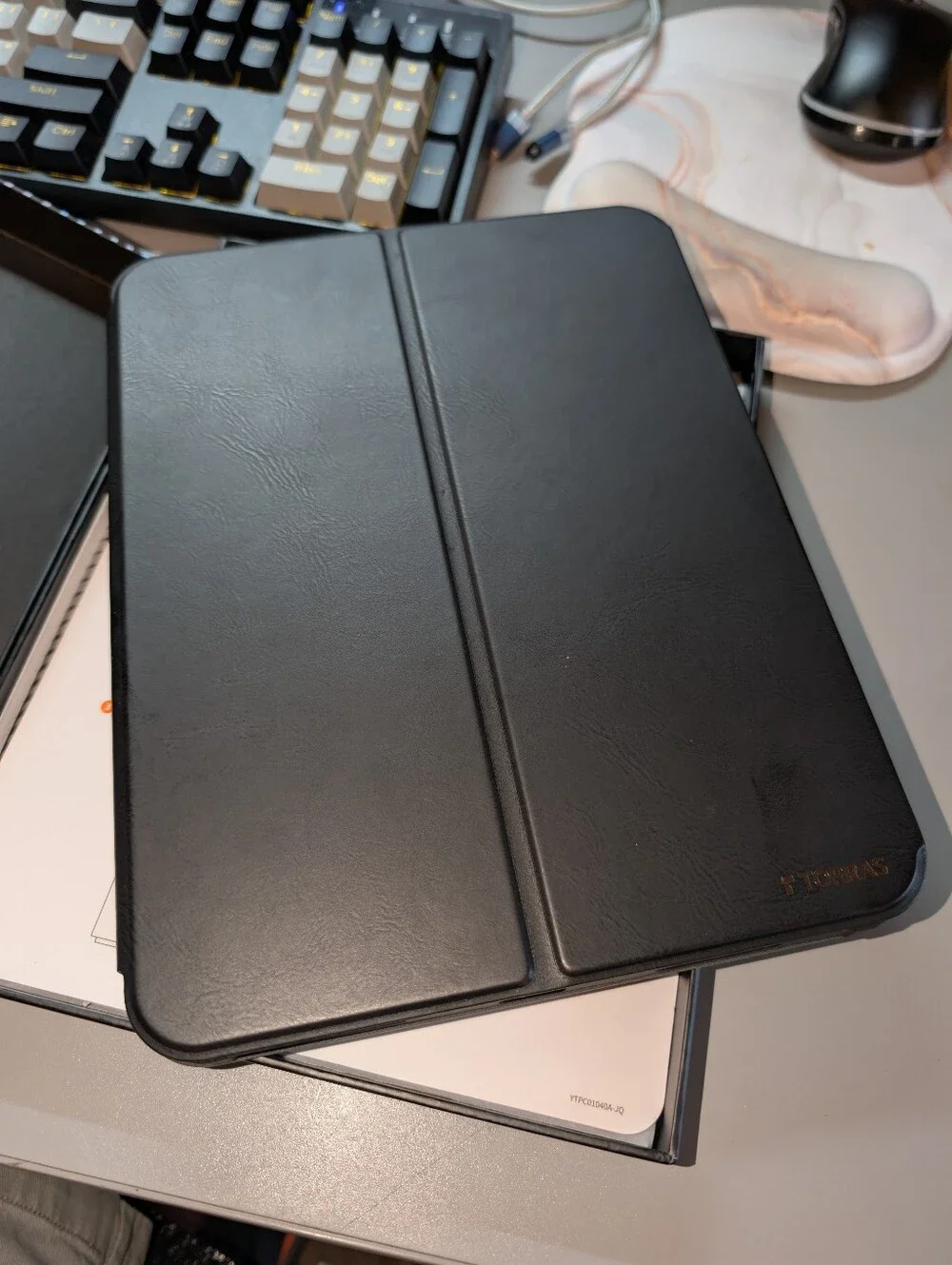 1-iPad 2022 Case in Black
